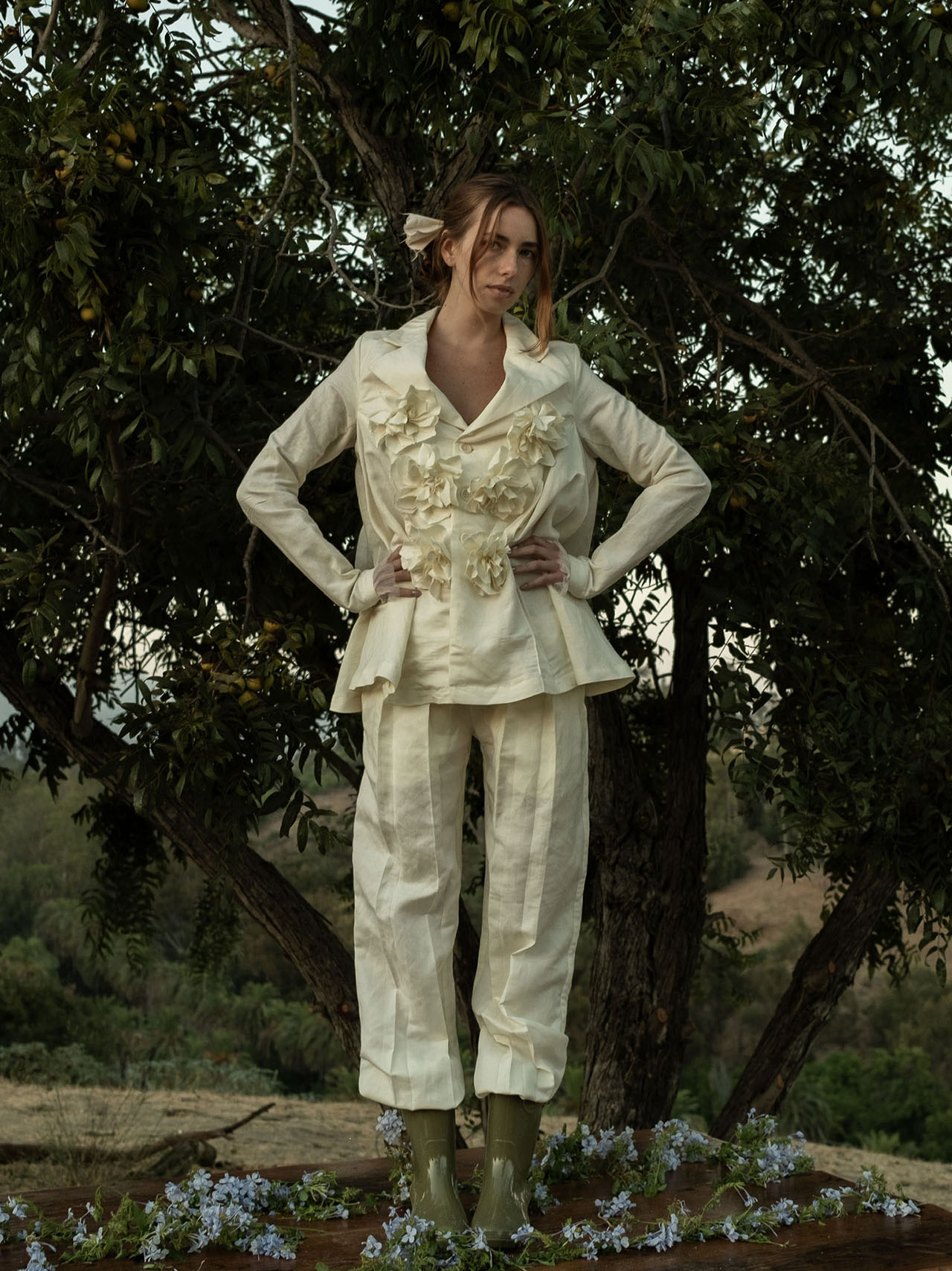 Myus Flower Blazer and Petal Pleat Trousers, silk noil, color natural
