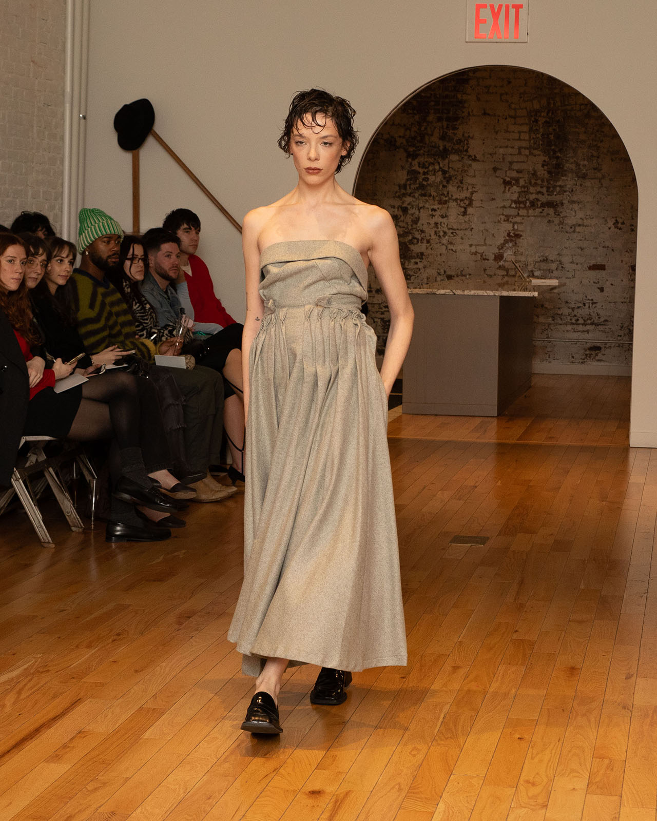 Myus Albany Strapless Dress, wool cashmere, color light grey